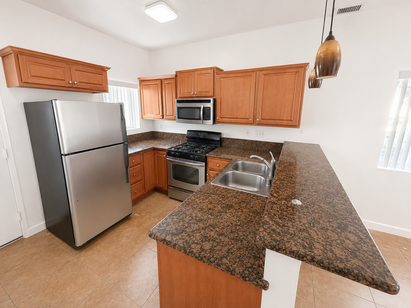 Spring Valley Apartment: 3659-61 S Bonita St