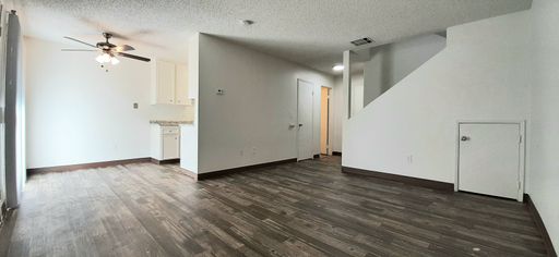 Rosewood Villas: 2 Bedrooms, 1.5 Bathroom - Please – photo 1