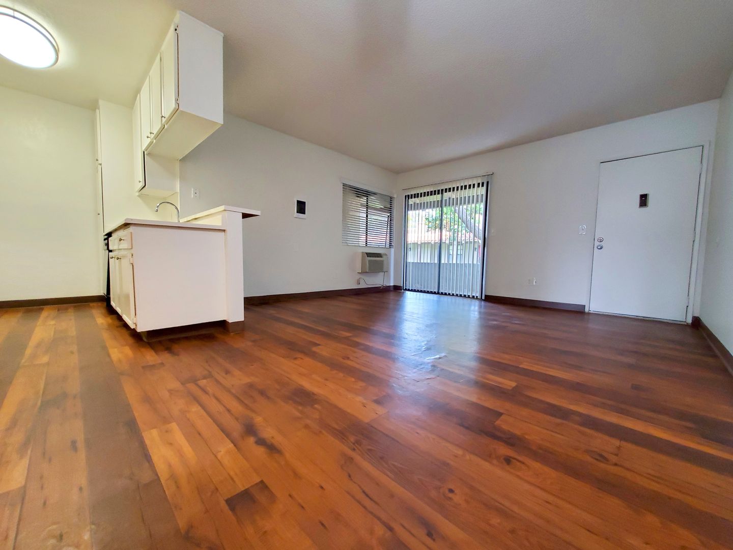 El Cajon Apartment: 1188 S. Orange Ave