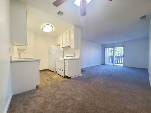 Montecito Oaks 1 Bed 1 Bath