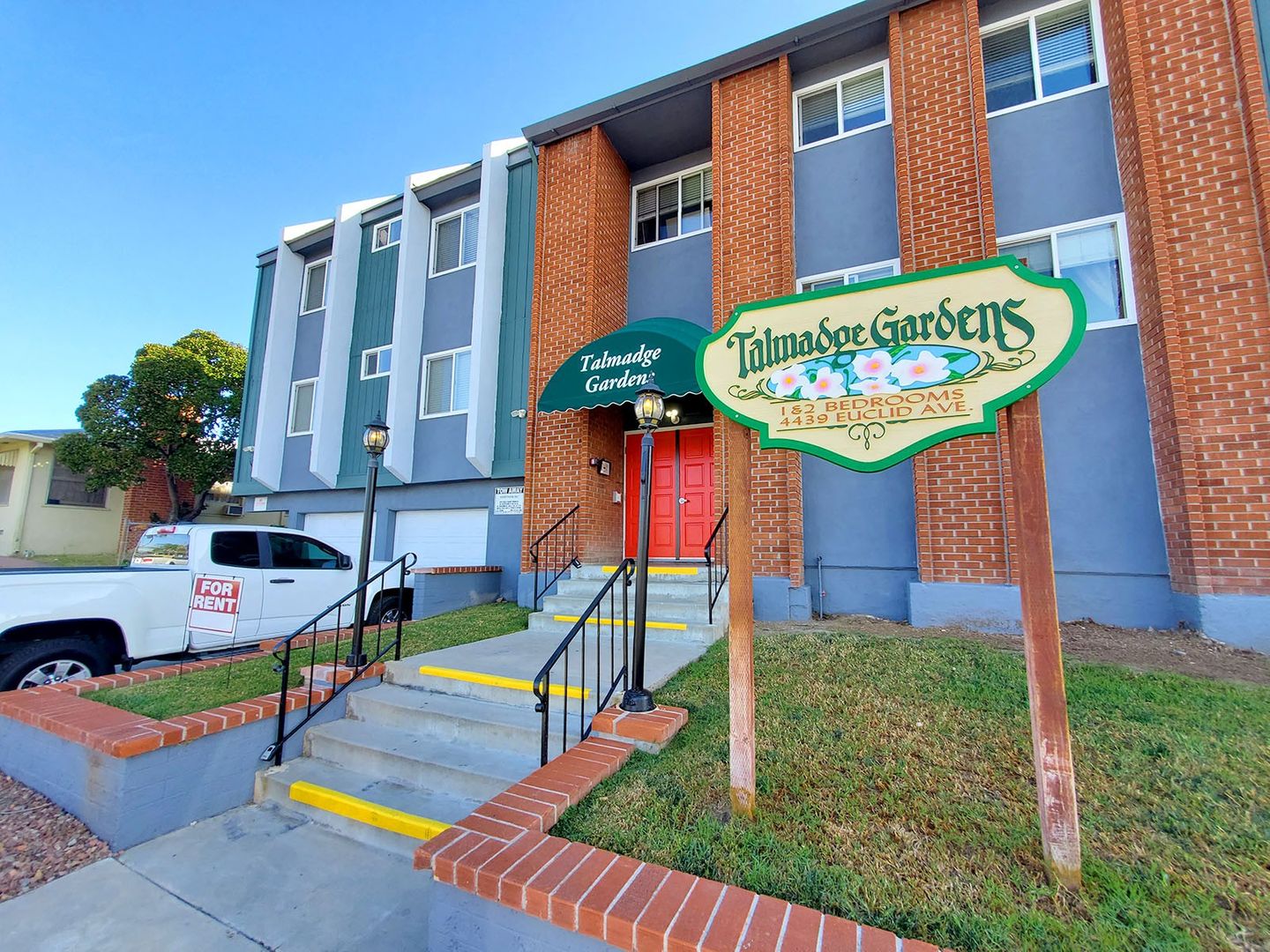 San Diego Apartment: 4439 Euclid Ave.