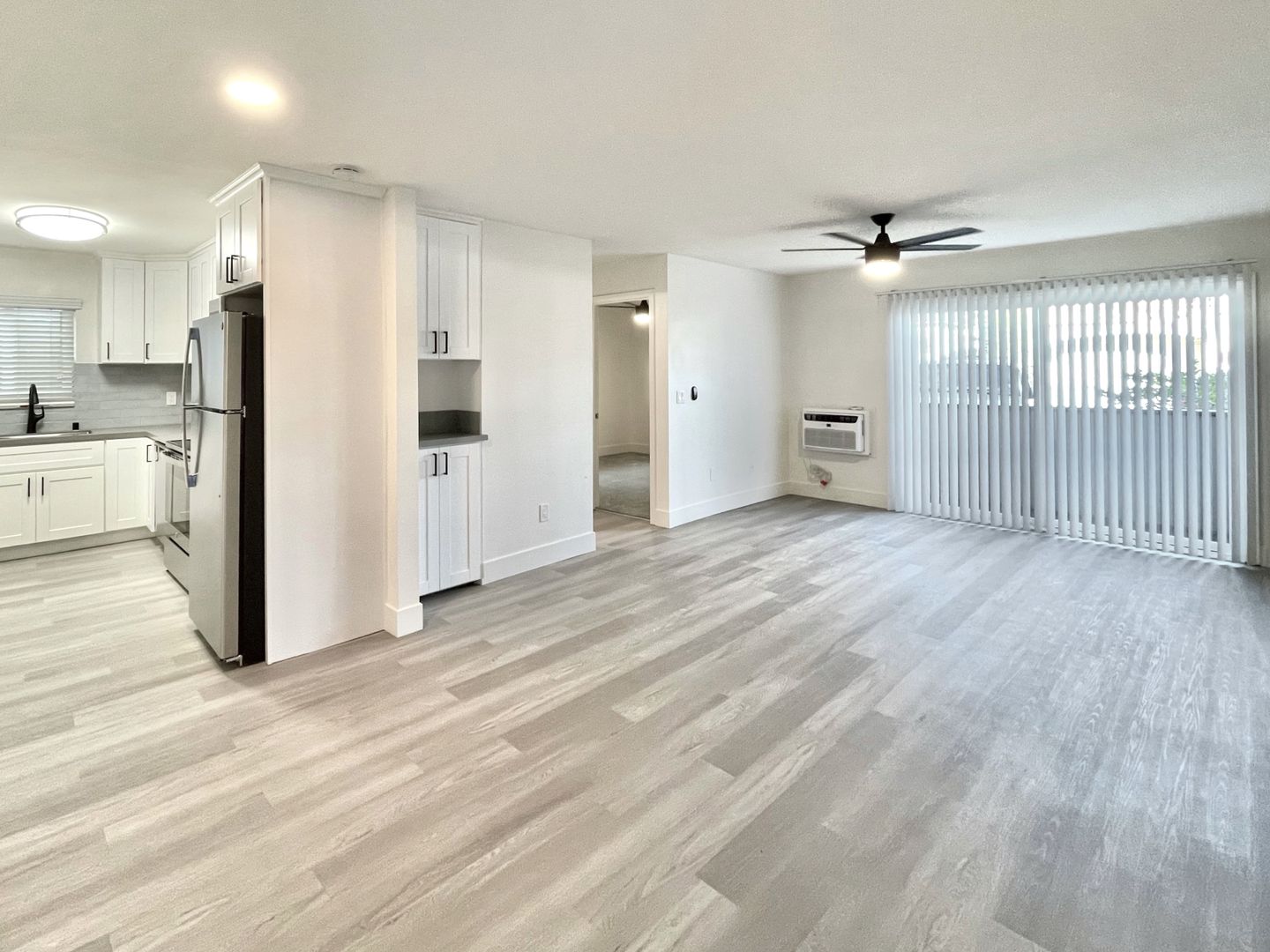 San Diego Apartment: 3650 3rd Ave