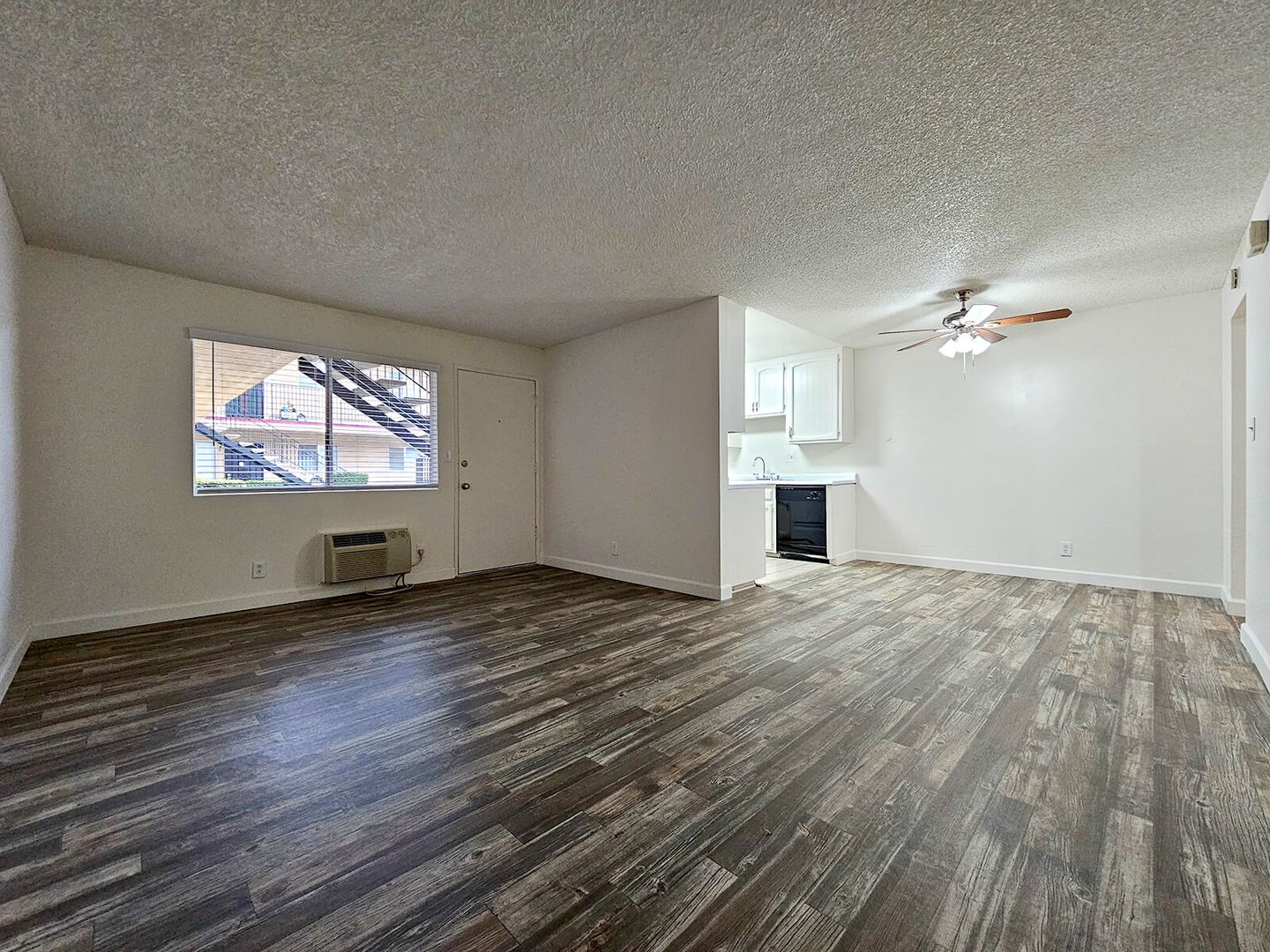 El Cajon Apartment: 193 W Park Ave