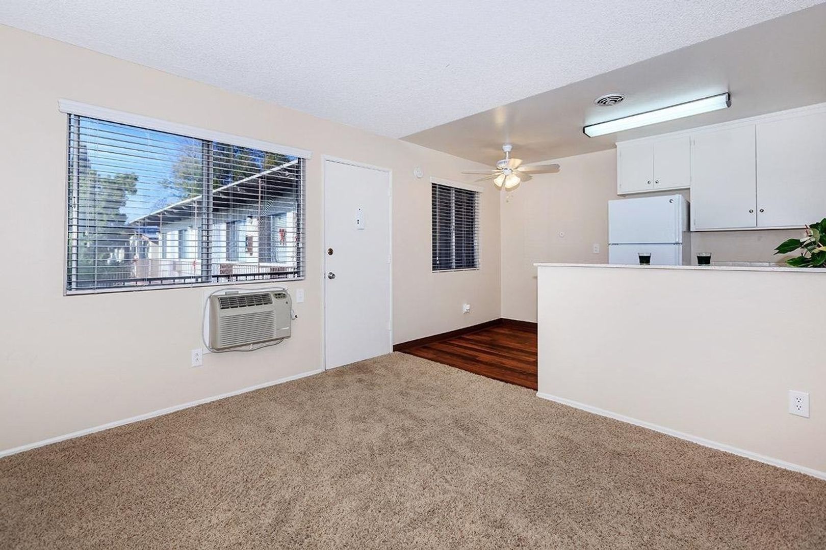 La Mesa Apartment: 4417 Parks Avenue