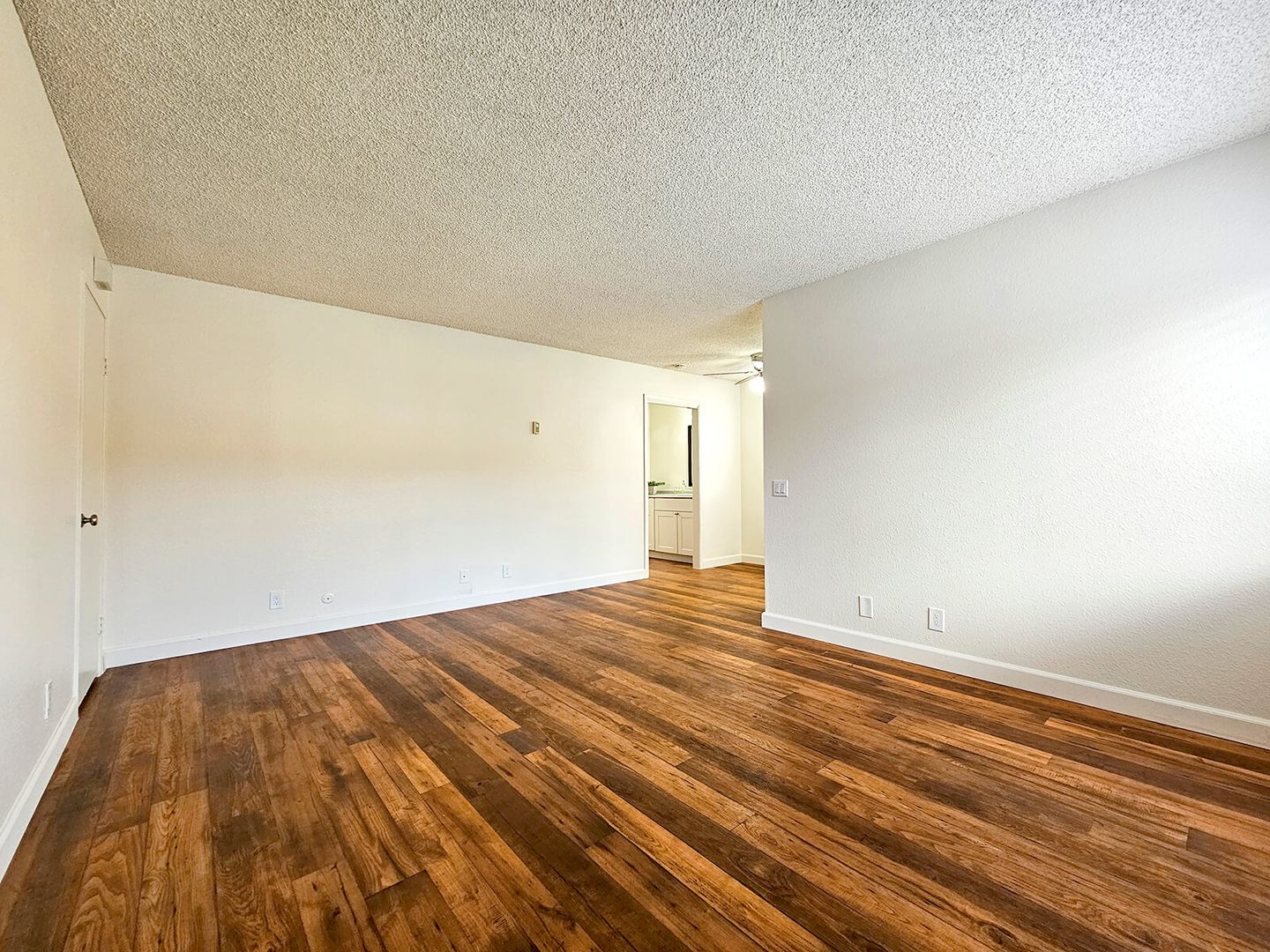 El Cajon Apartment: 191 N Mollison Ave