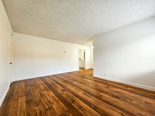 Crestwood Apartments- Downstairs 1 Bed 1 Bath – photo 1