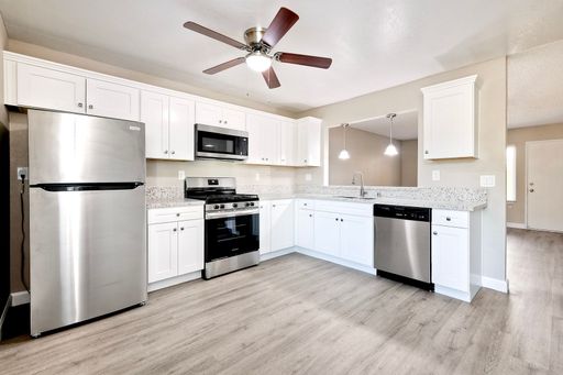MONTERREY - Downstairs 2 Bed, 2 Bath – photo 1