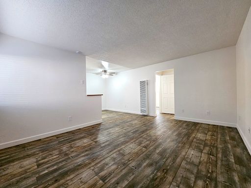 Regency Park- 1x1 – photo 1