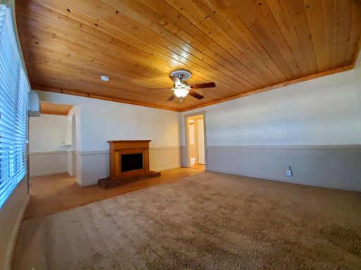 South Sunshine Gardens 2 Bed 1 Bath House - Please – photo 1