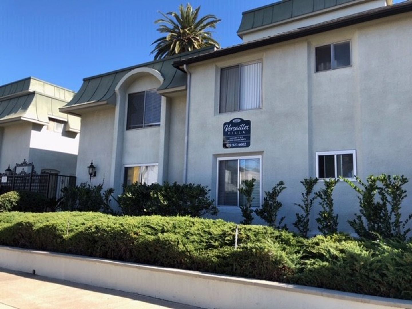 San Diego Apartment: 4221 4th Ave