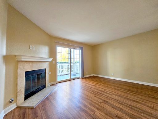 Citrus Court Apartments-3 Bed, 2 Bath Downstairs Unit – photo 1