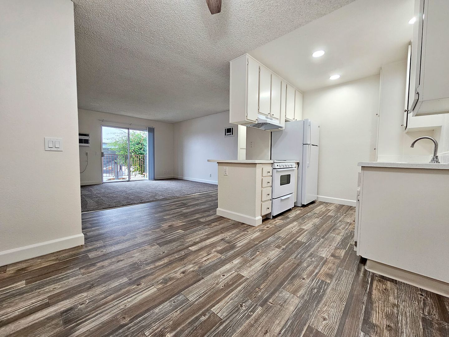 El Cajon Apartment: 244 N Mollison Ave