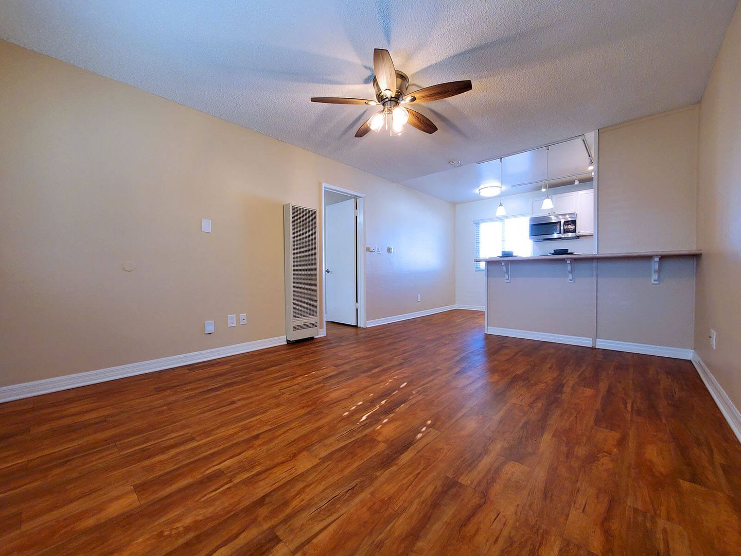 San Diego Apartment: 2750 Grand Ave