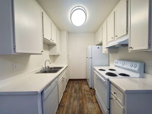 Montecito Oaks 2 Bed 2 Bath