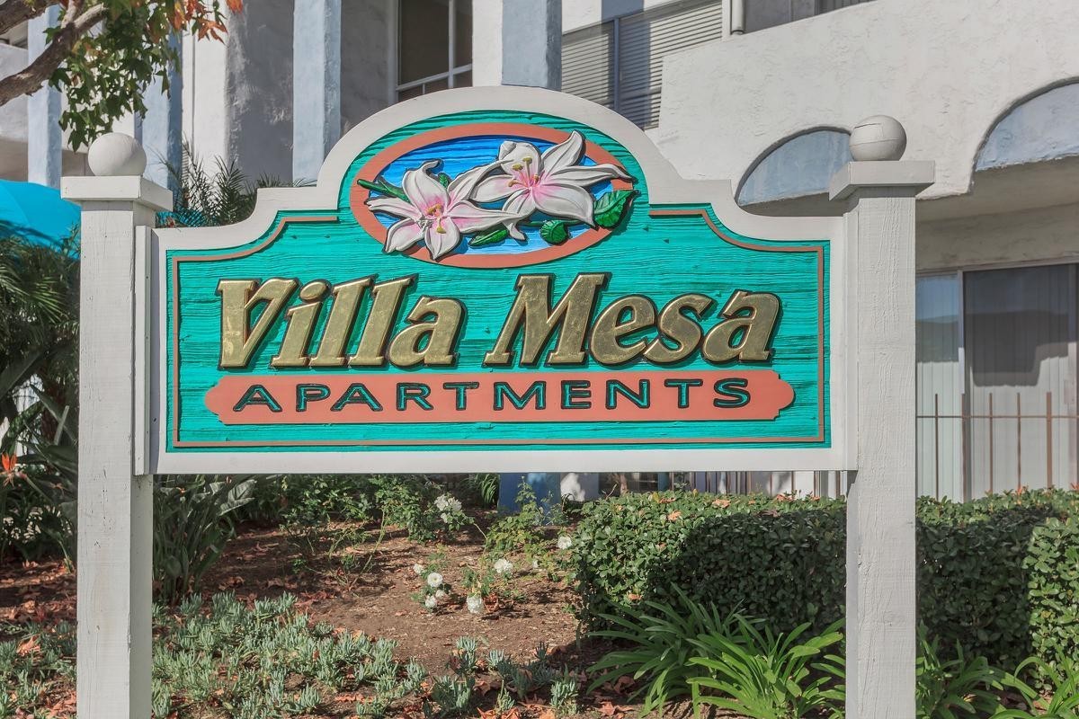 San Diego Apartment: 7366 Mesa College Dr.