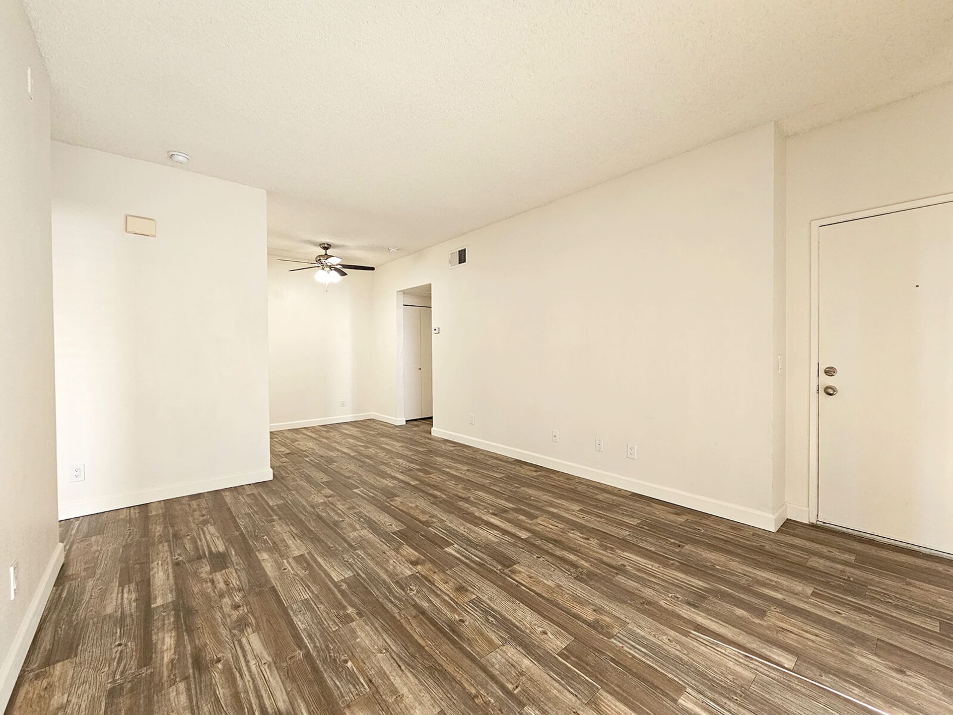 El Cajon Apartment: 8003 Winter Gardens Blvd.