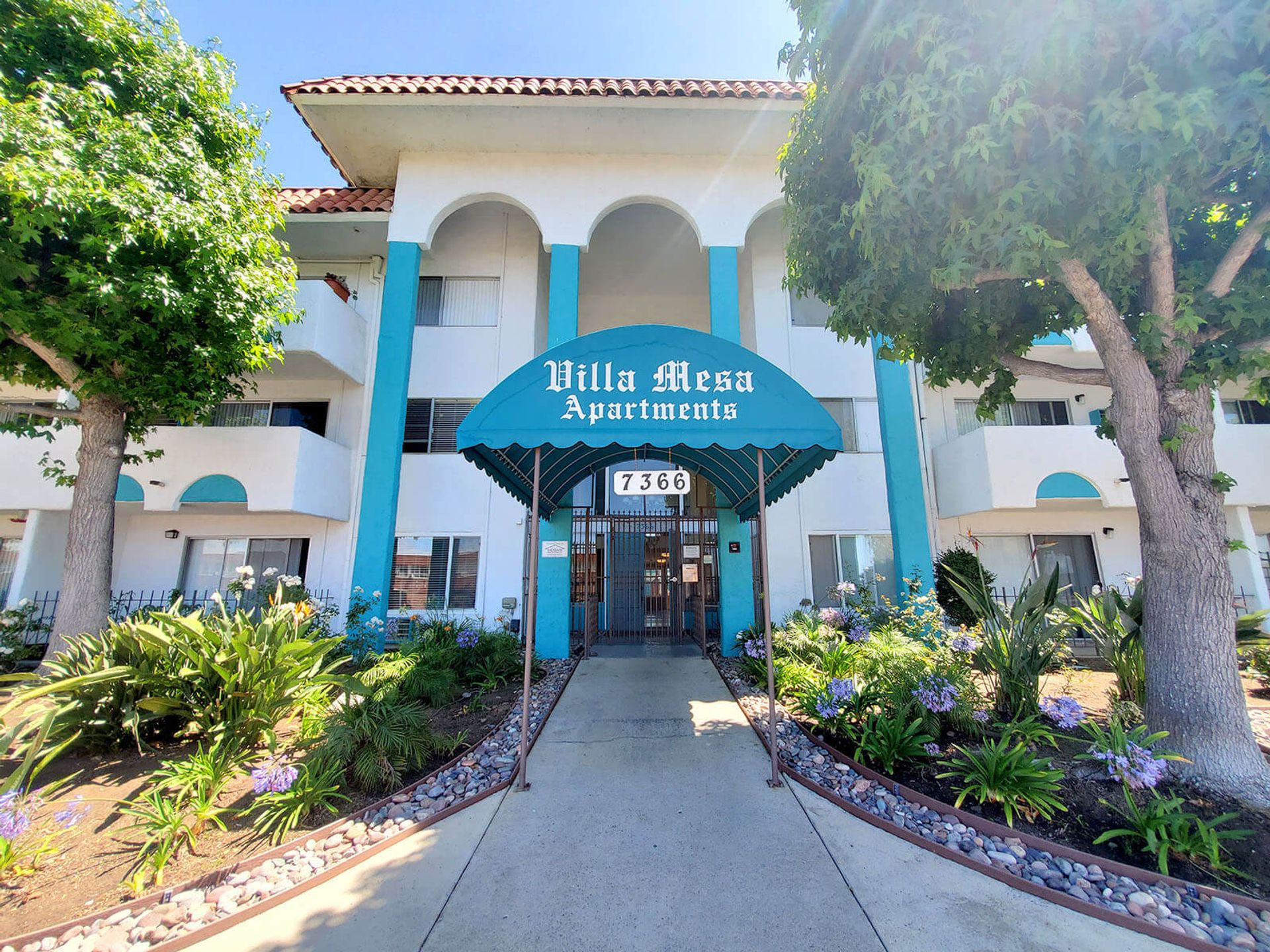 San Diego Apartment: 7366 Mesa College Dr.