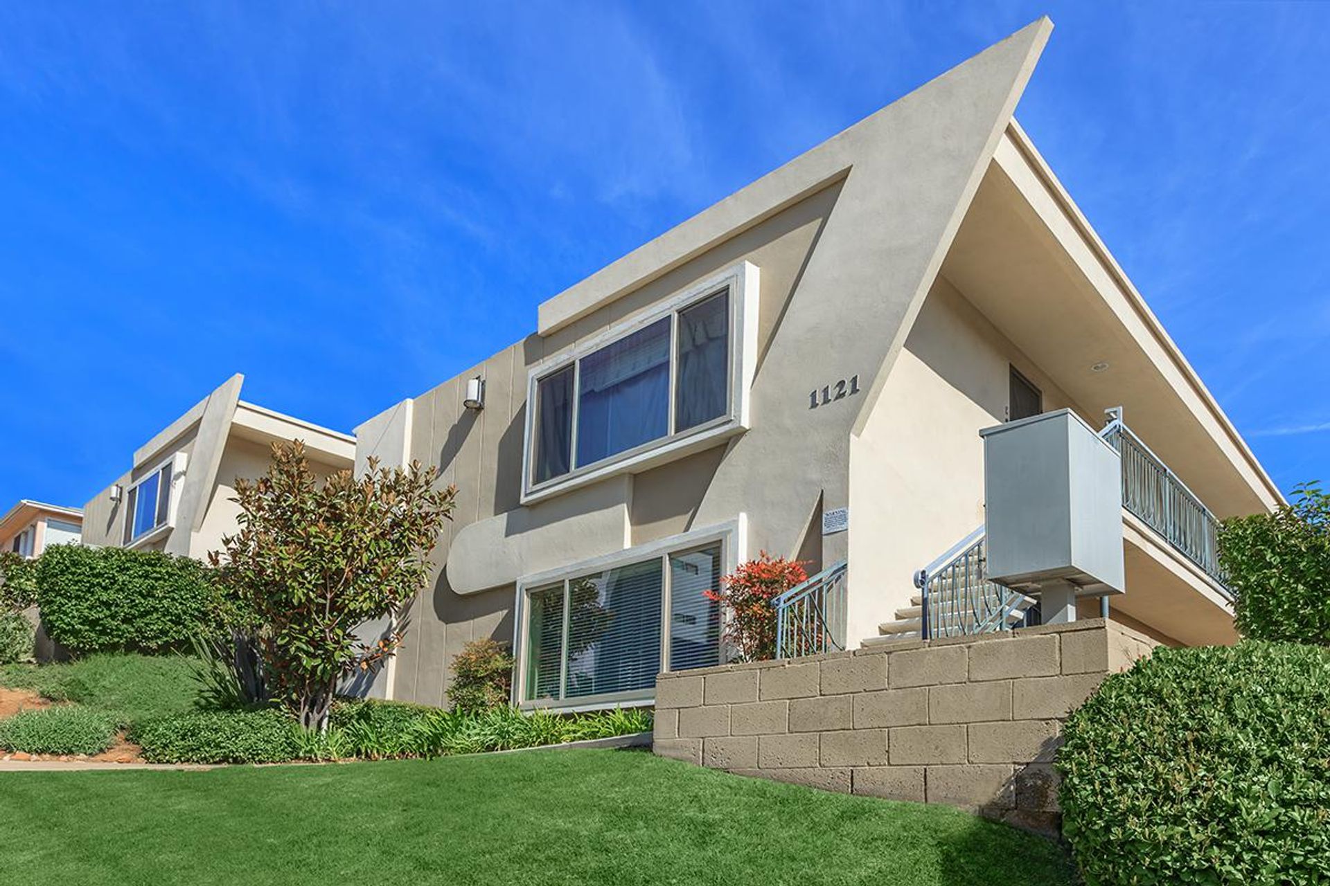 San Diego Apartment: 1103-1129 Fresno St.