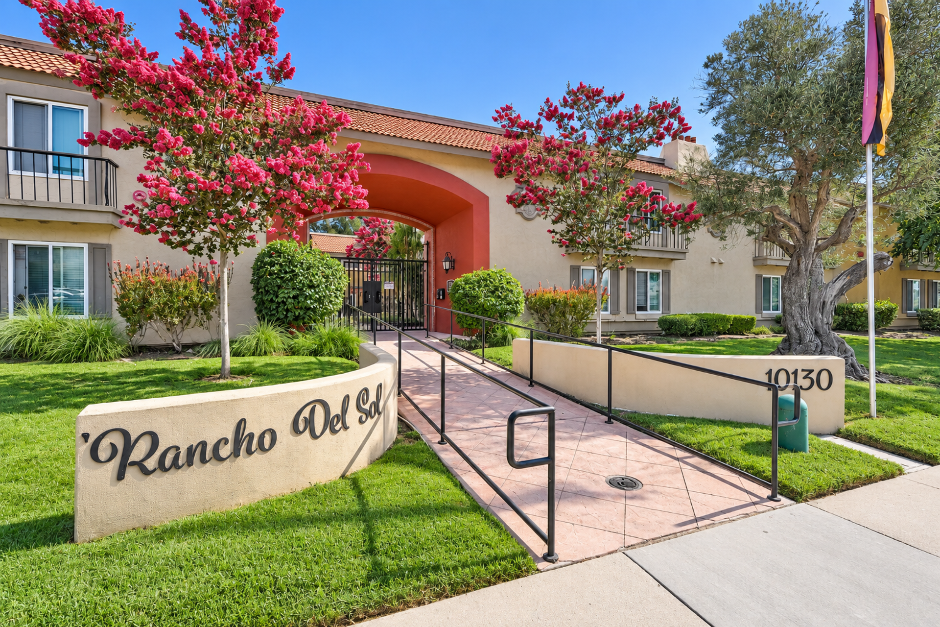 Spring Valley Apartment: 10130 Austin Dr