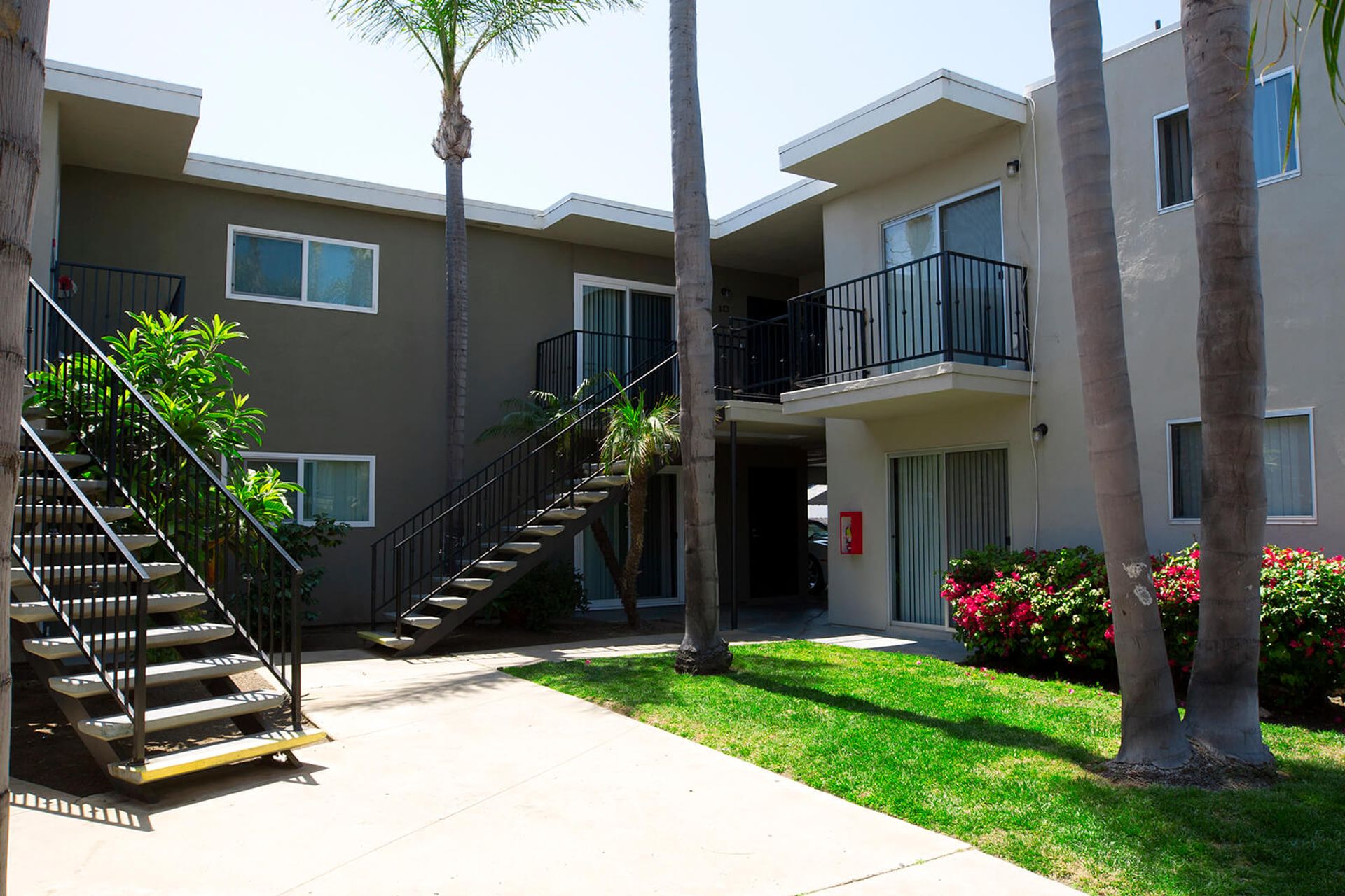 Chula Vista Apartment: 215 H Street