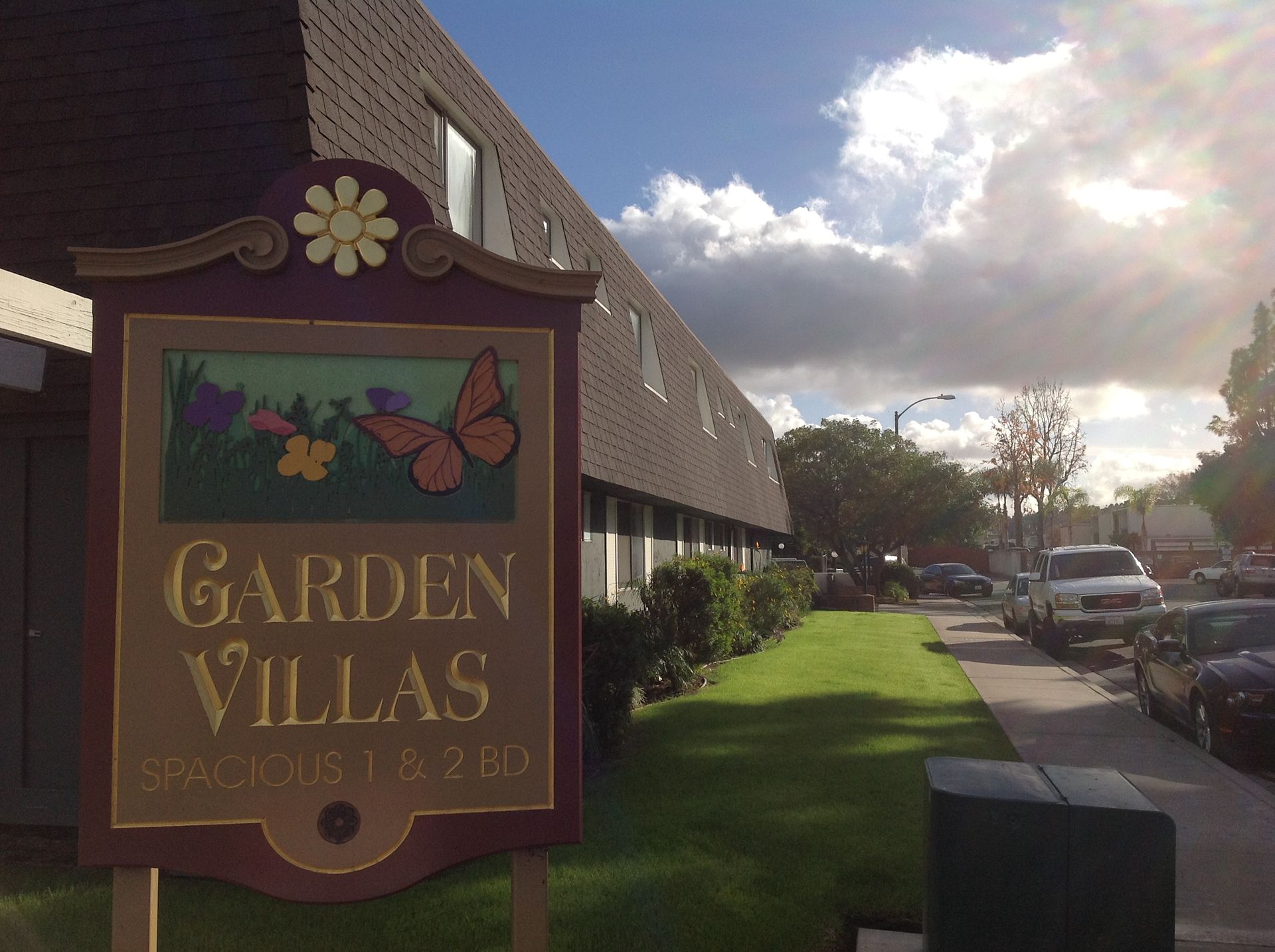El Cajon Apartment: 325 Parkett Lane