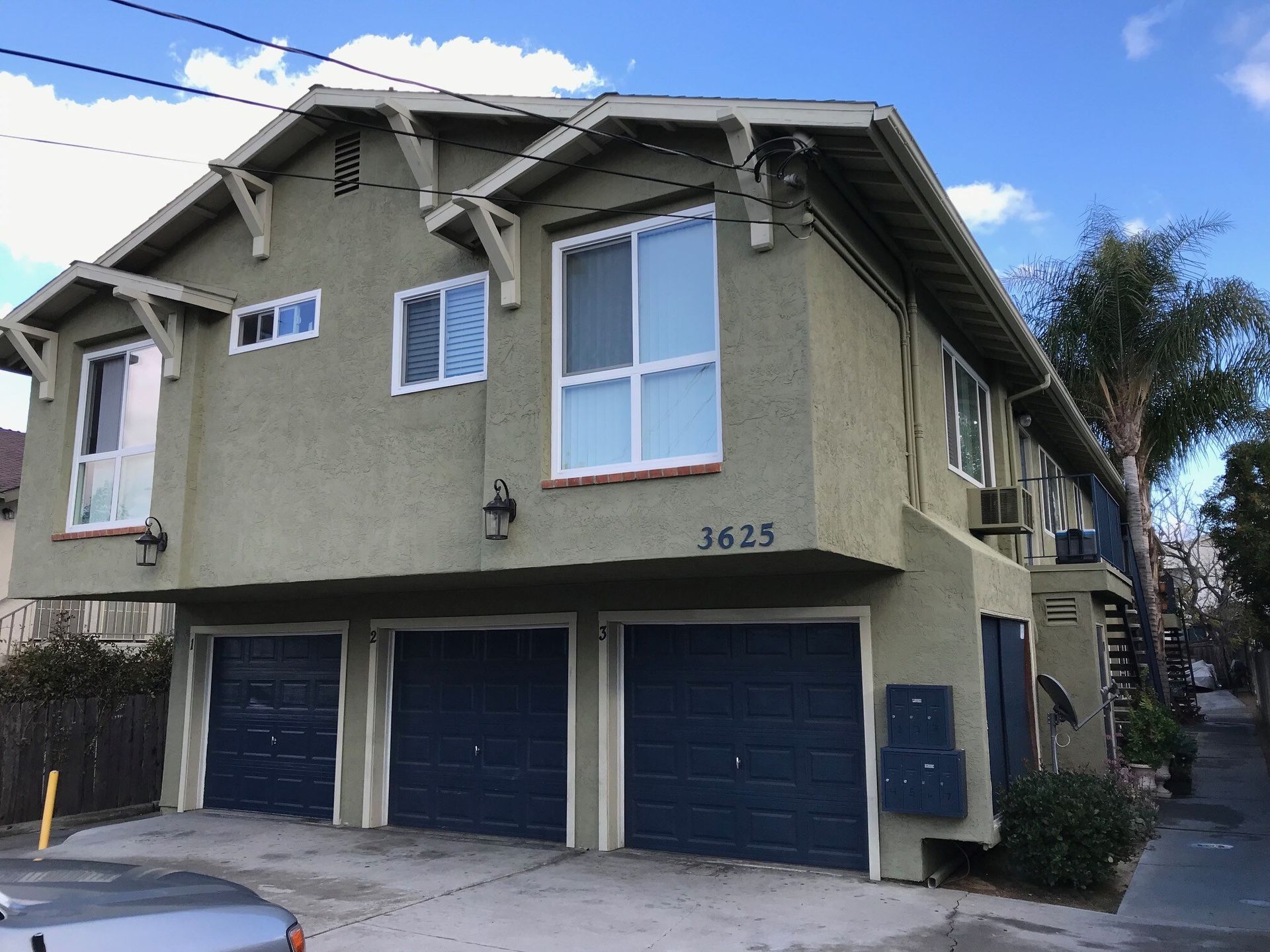Spring Valley Apartment: 3625 S Barcelona St