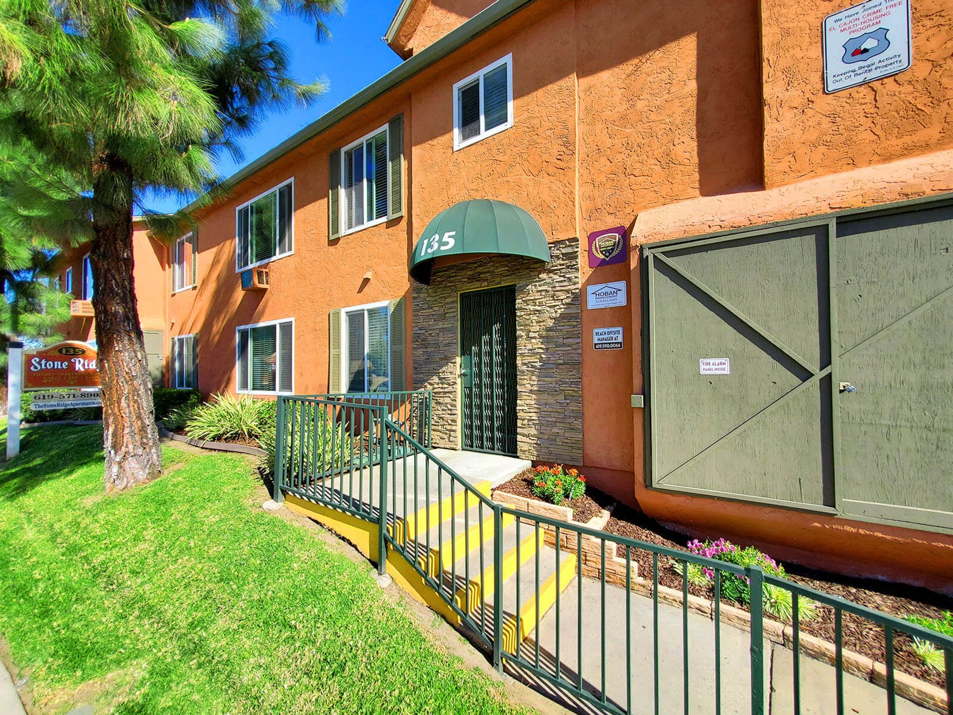 El Cajon Apartment: 135 Roanoke Rd