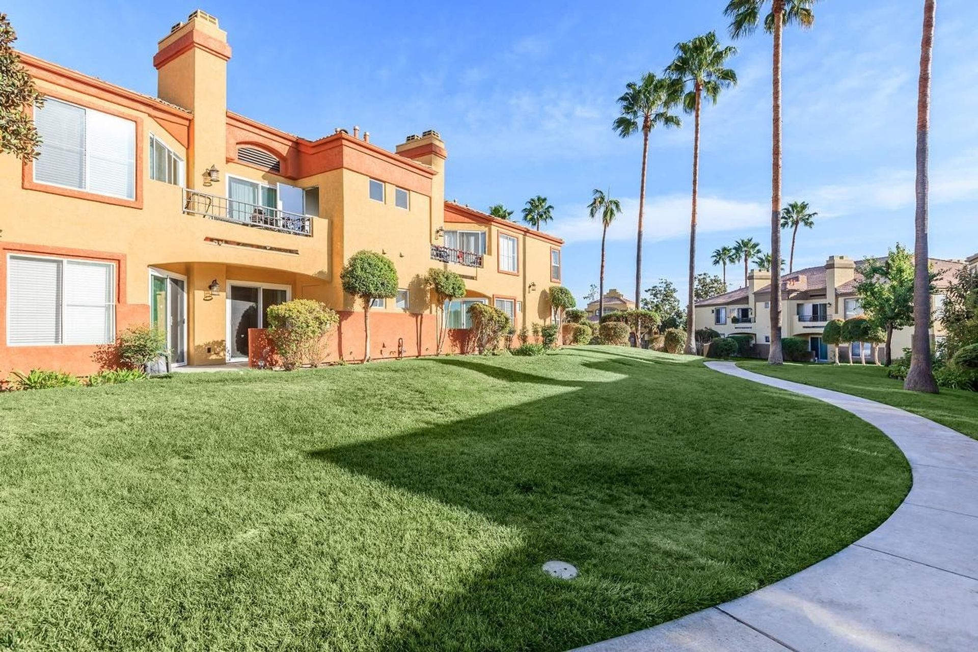 Escondido Apartment: 1400 Oak Hill Drive