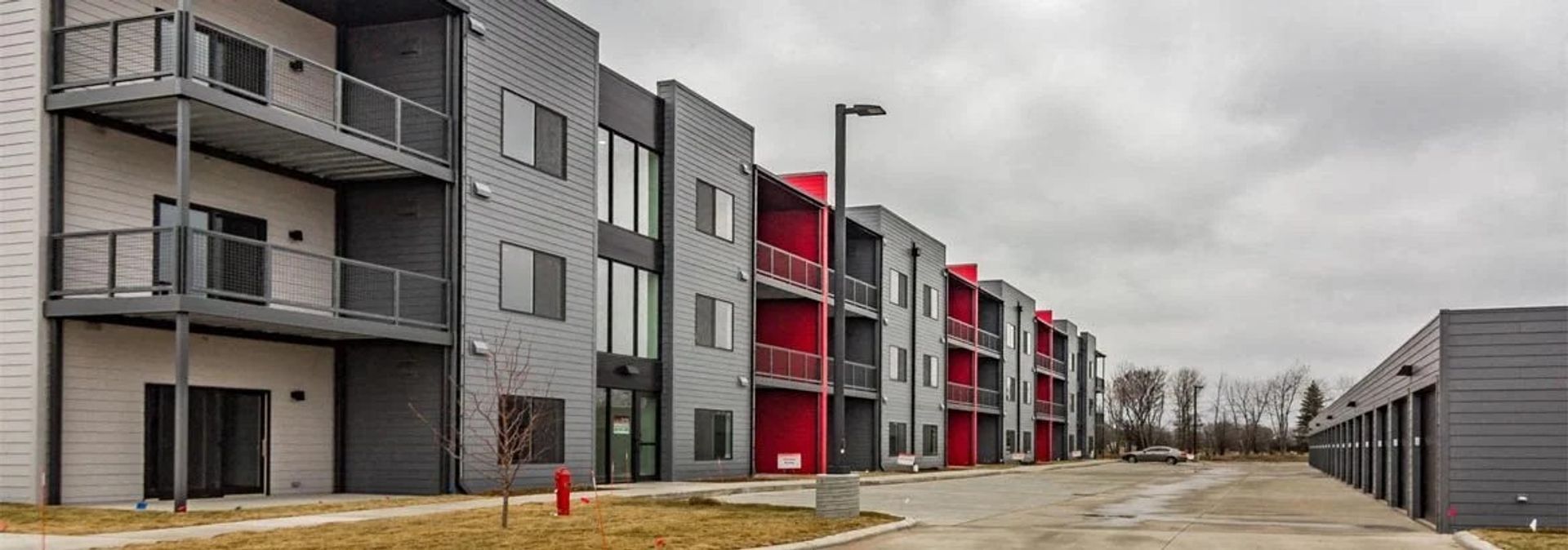 Dakota Dunes Apartment: 303 Dakota Dunes Blvd