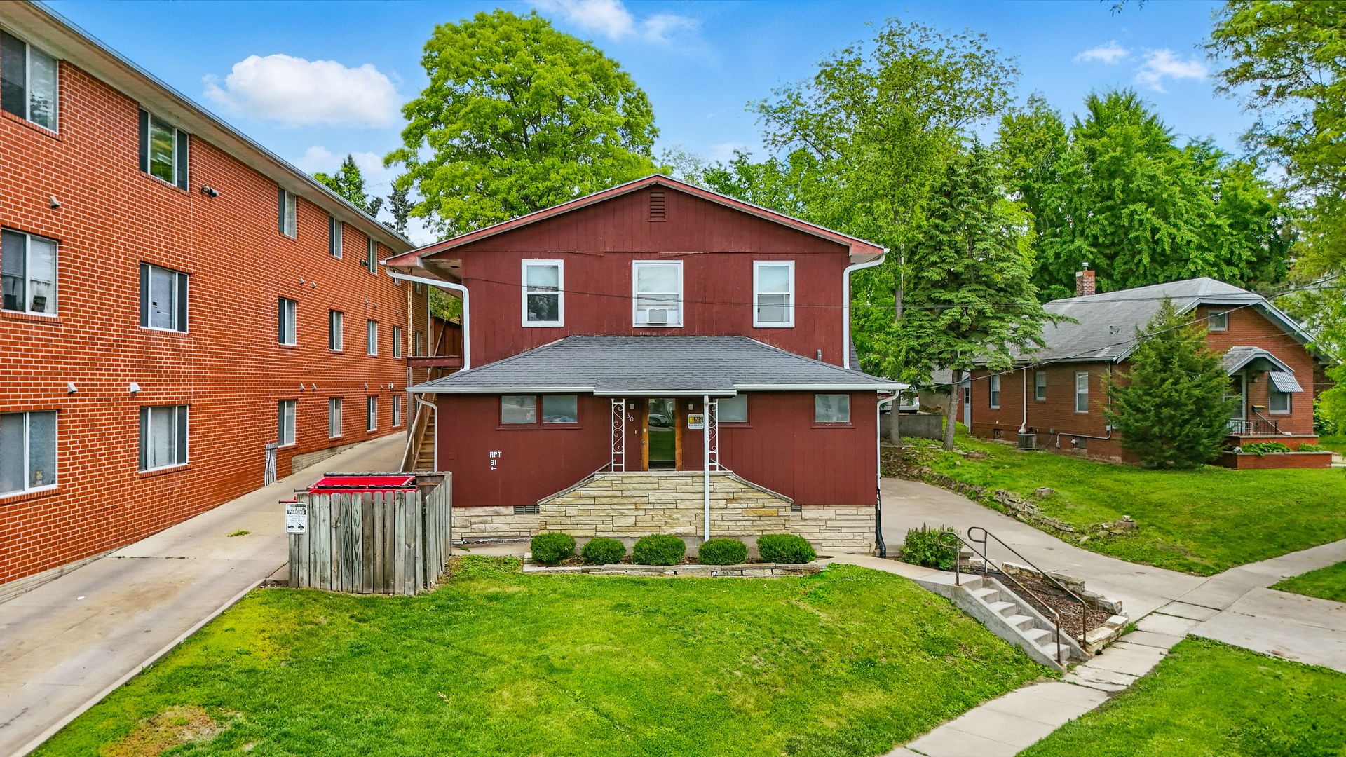 Iowa City Apartment: 30 Valley Avenue