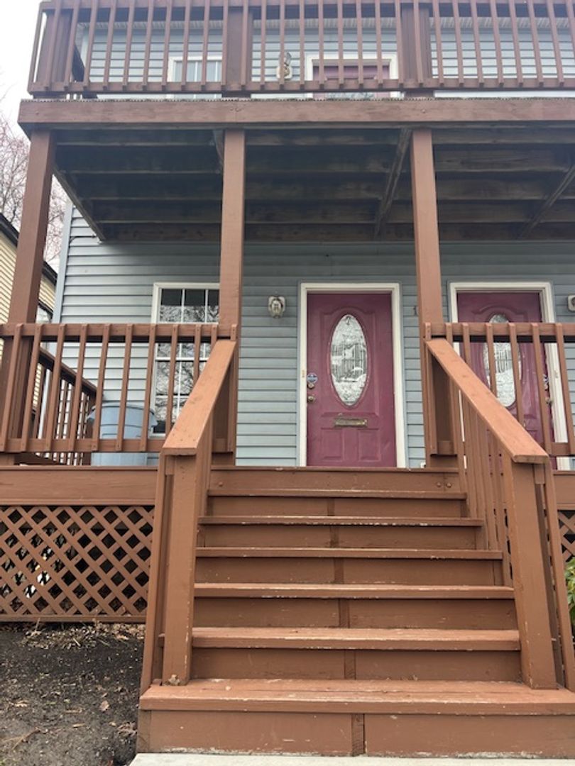 Erie Apartment: 106 Parade St