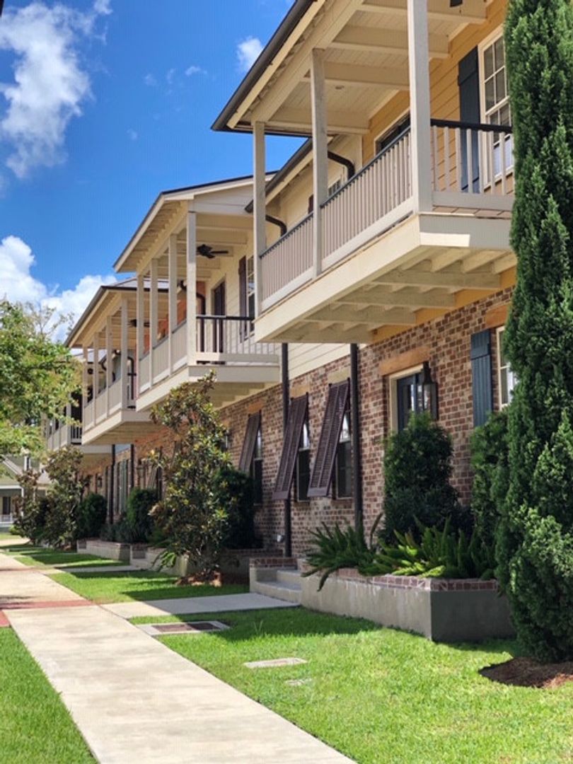 Lake Charles Apartment: 1415 - 1455 William Street