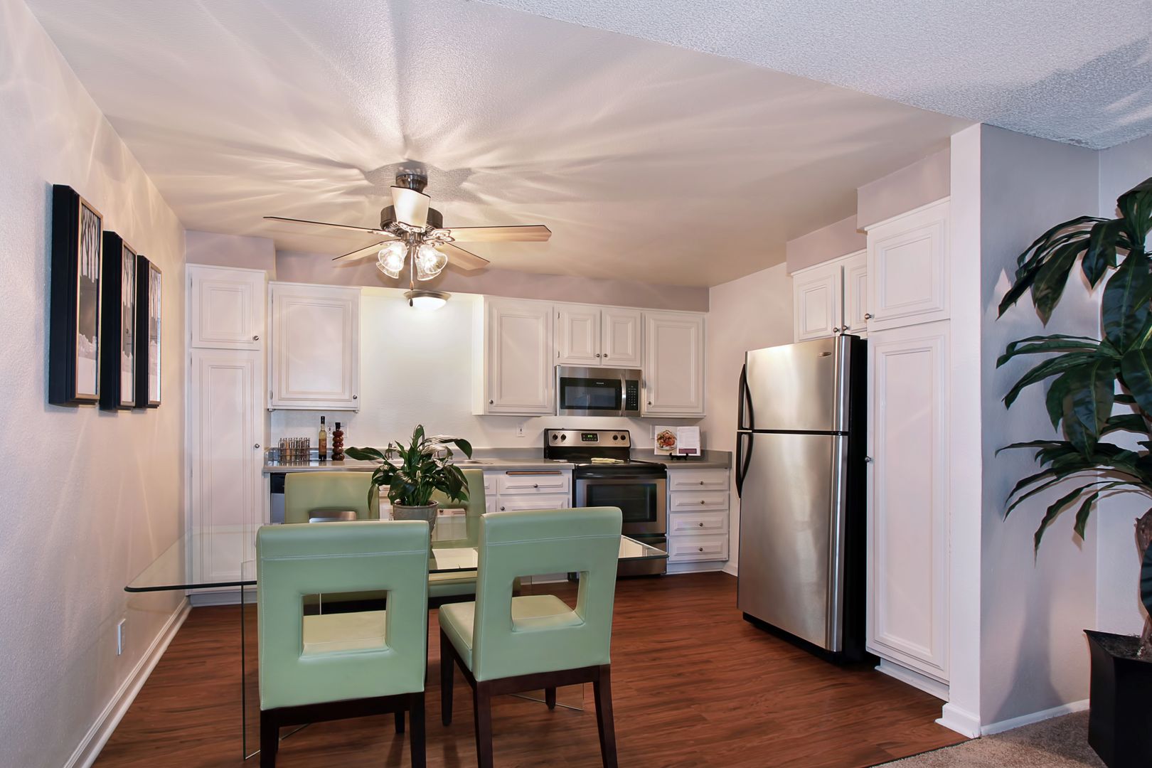 Carlsbad Apartment: 2601 Jefferson St.