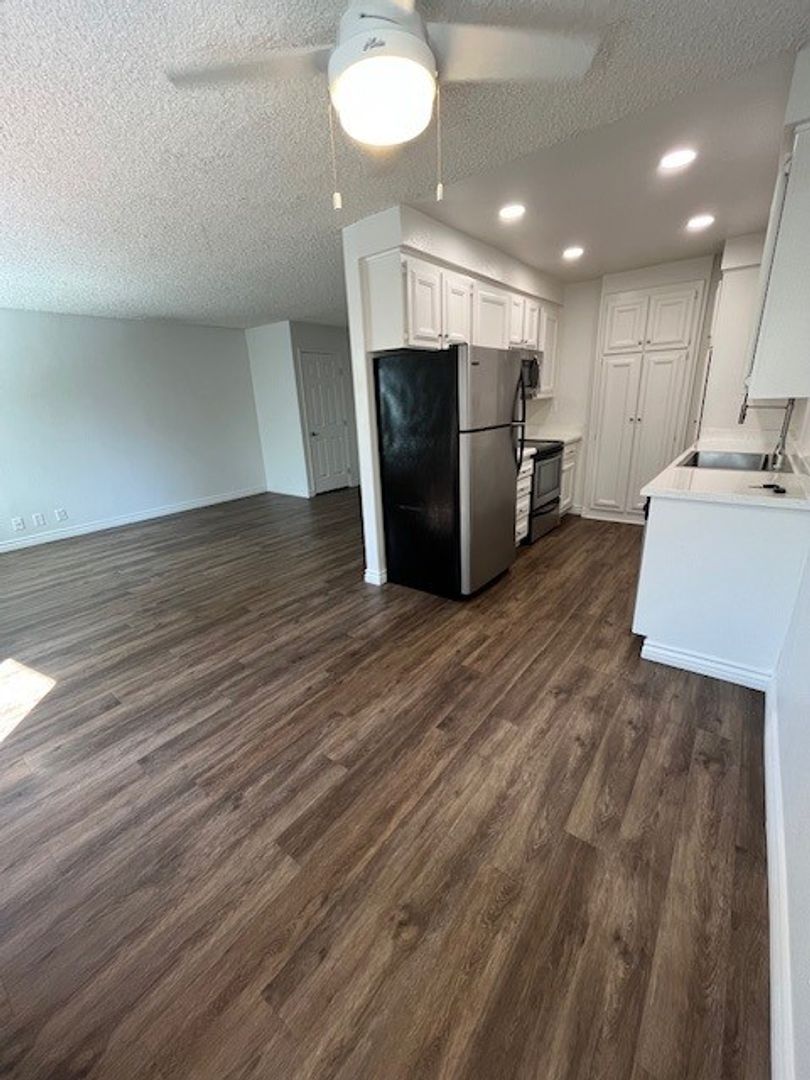 Carlsbad Apartment: 2601 Jefferson St.