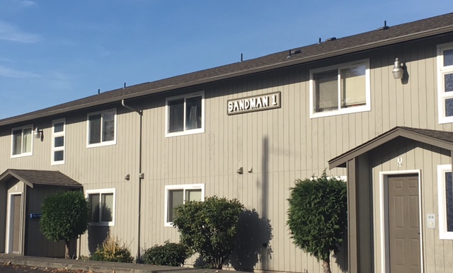 Tacoma Apartment: 10431 Sales Rd S/2015 106th St S/2001 106th St S