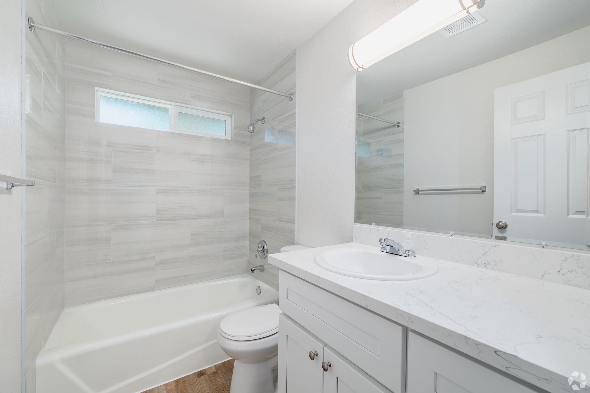Tacoma Apartment: 9318 S Steele #7