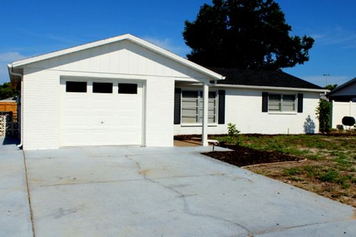 Beautiful large 2 bedroom 2 bath in New Port Richey – photo 1