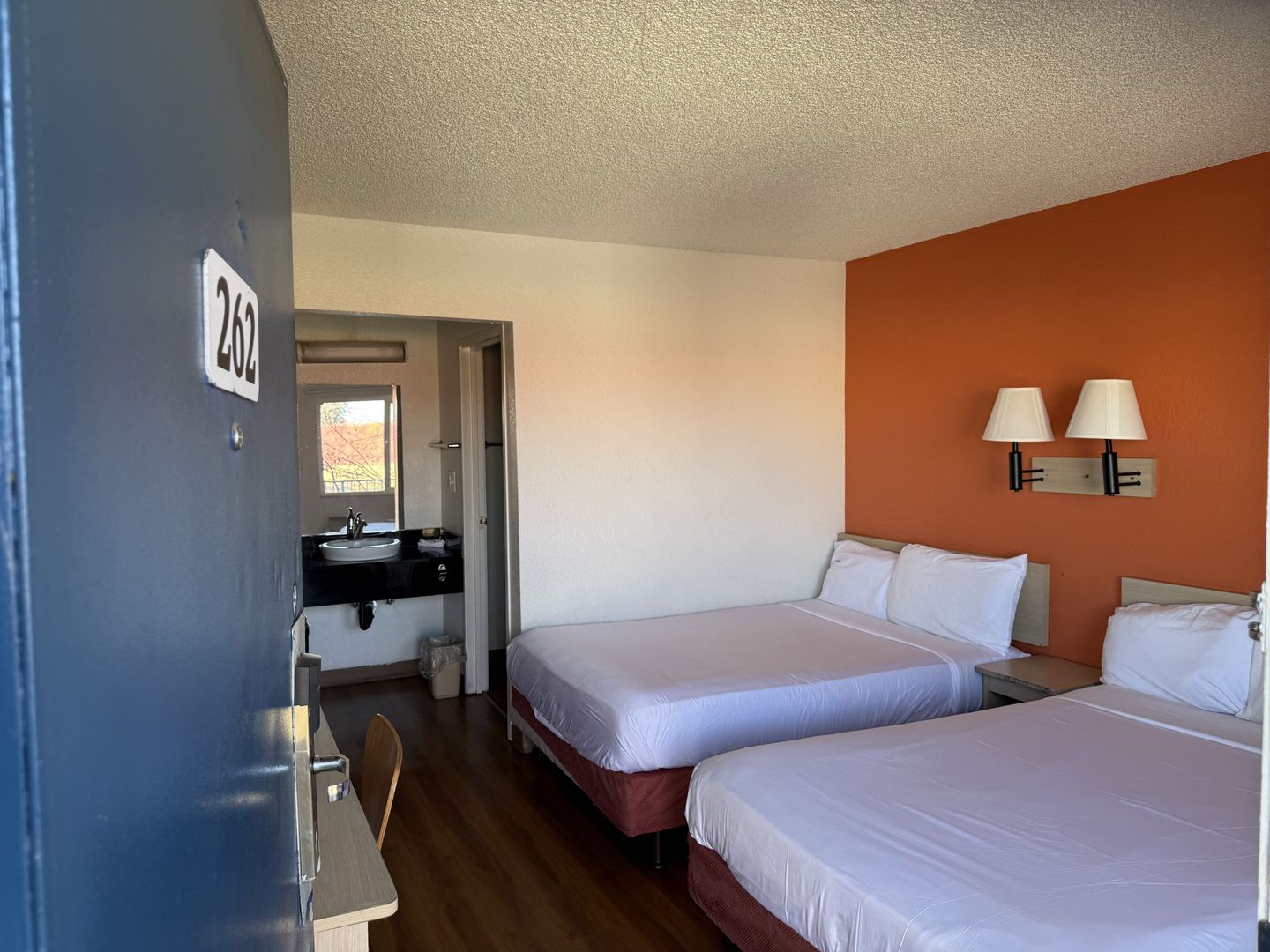 Fresno Apartment: 4080 N Blackstone Ave