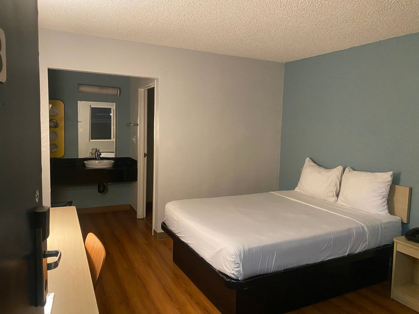 Fresno Apartment: 4080 N Blackstone Ave