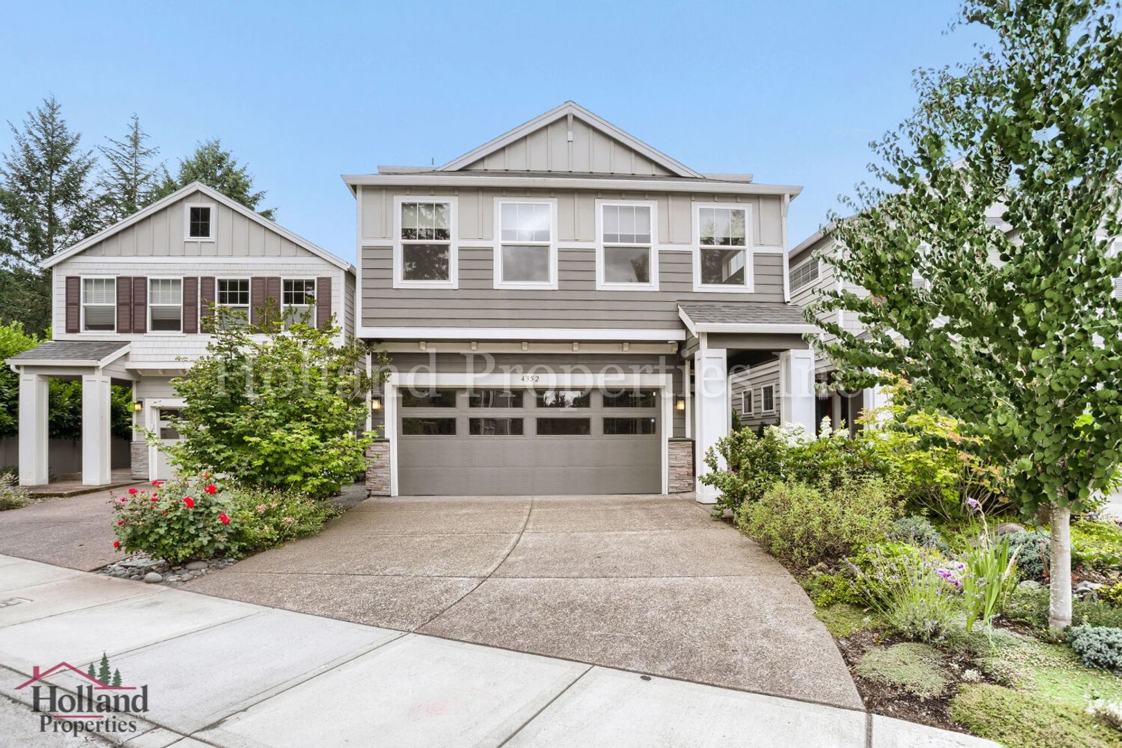 Hillsboro House: 4352 SE Lone Oak St