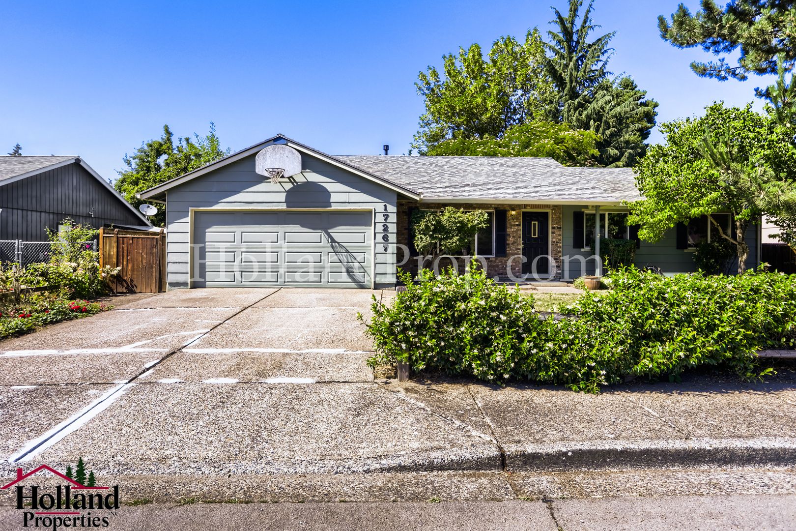 Beaverton House: 17267 SW Barcelona Way