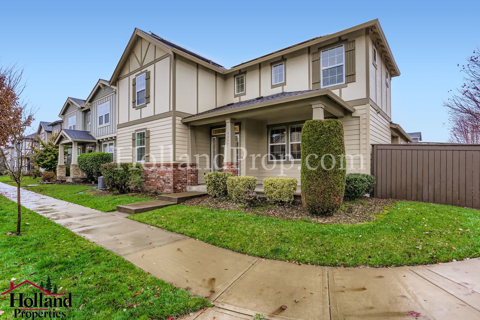 Hillsboro House: 5297 SE Stargrass St