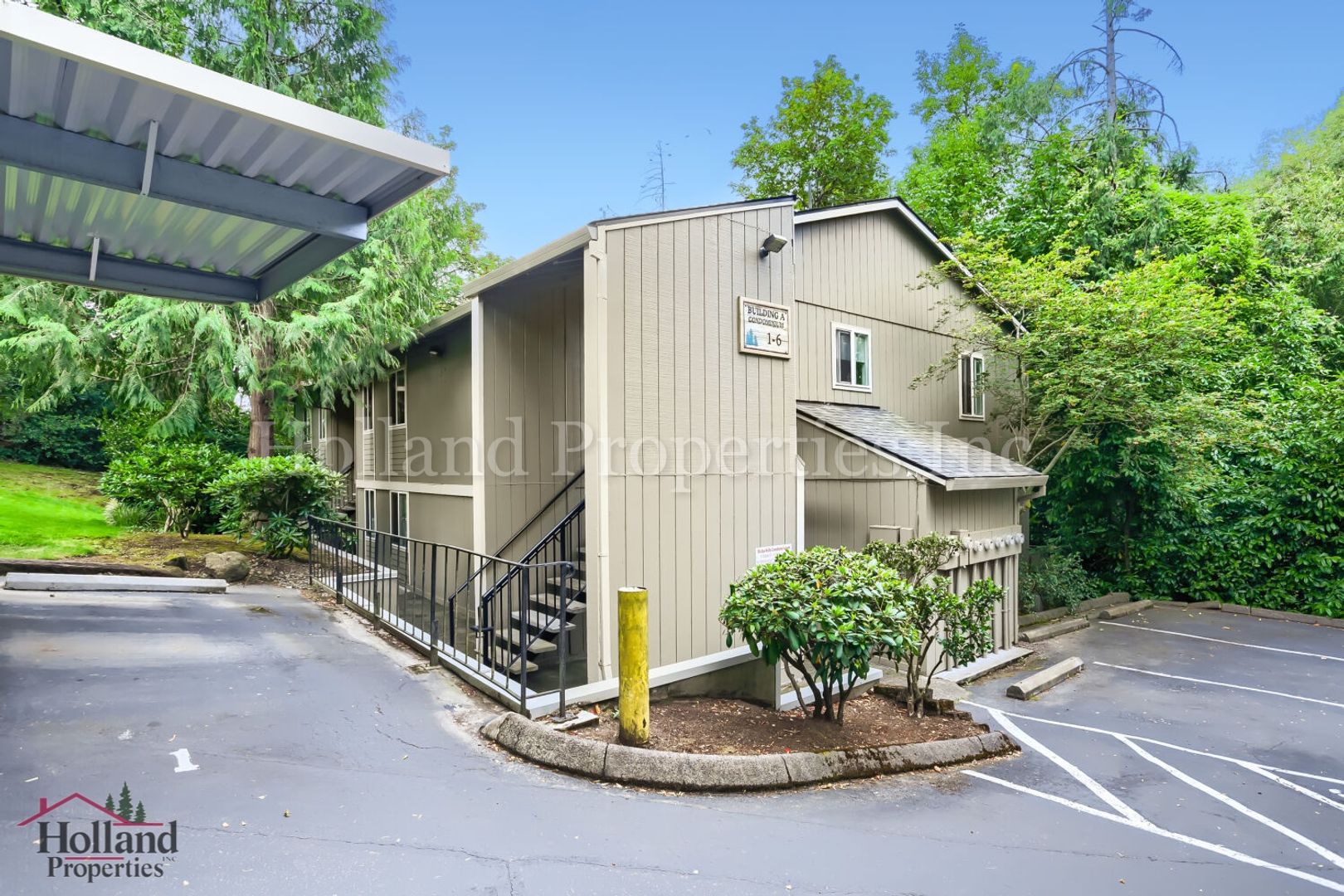 Portland House: 2680 SW 87th Ave #5