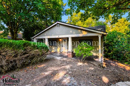 Hidden gem in SW Portland 2bd 1bth waiting for you! – photo 1