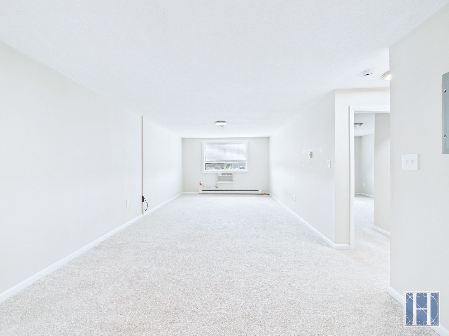 Rockland Apartment: 261 Union St.
