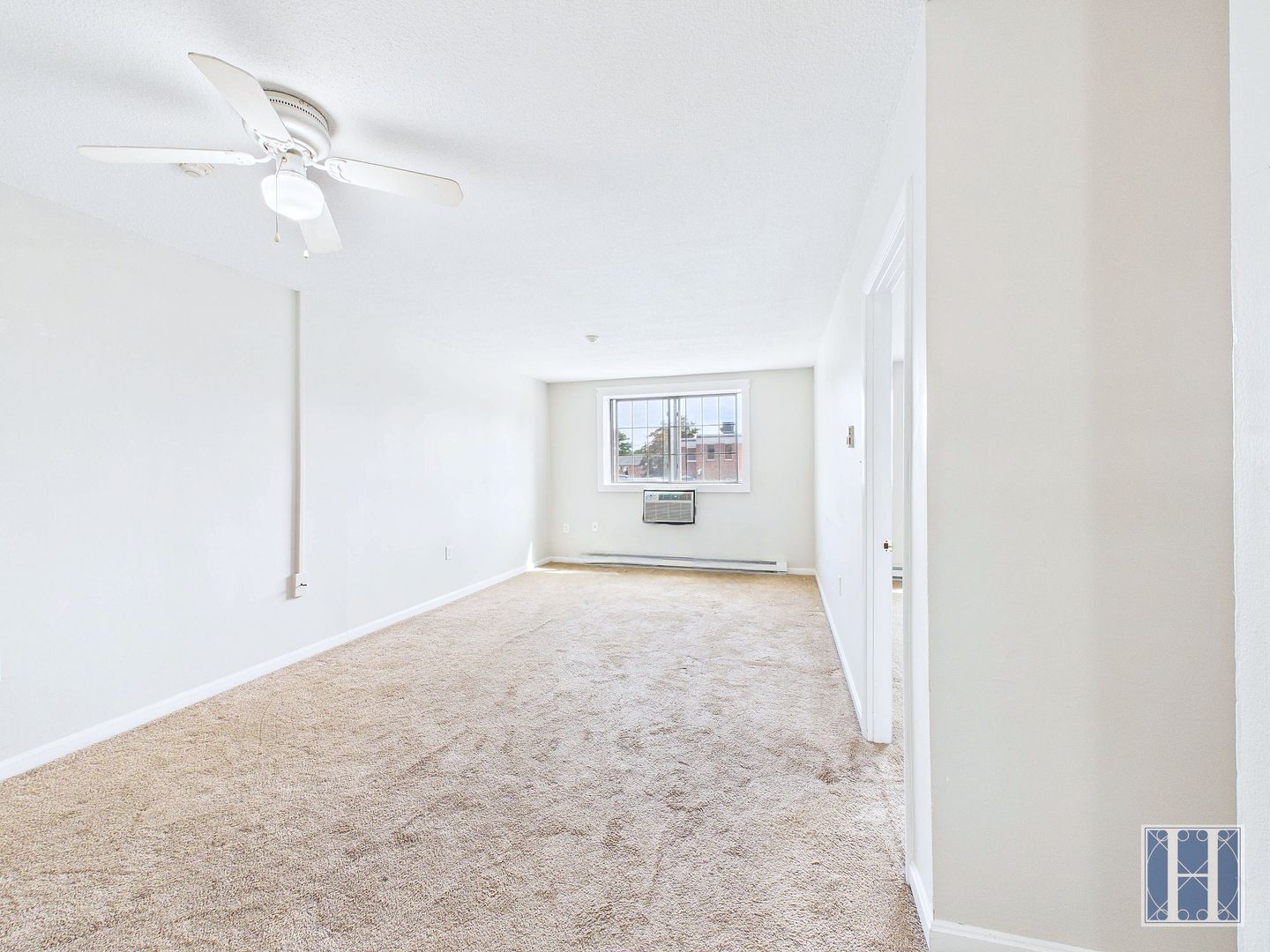Rockland Apartment: 261 Union St.