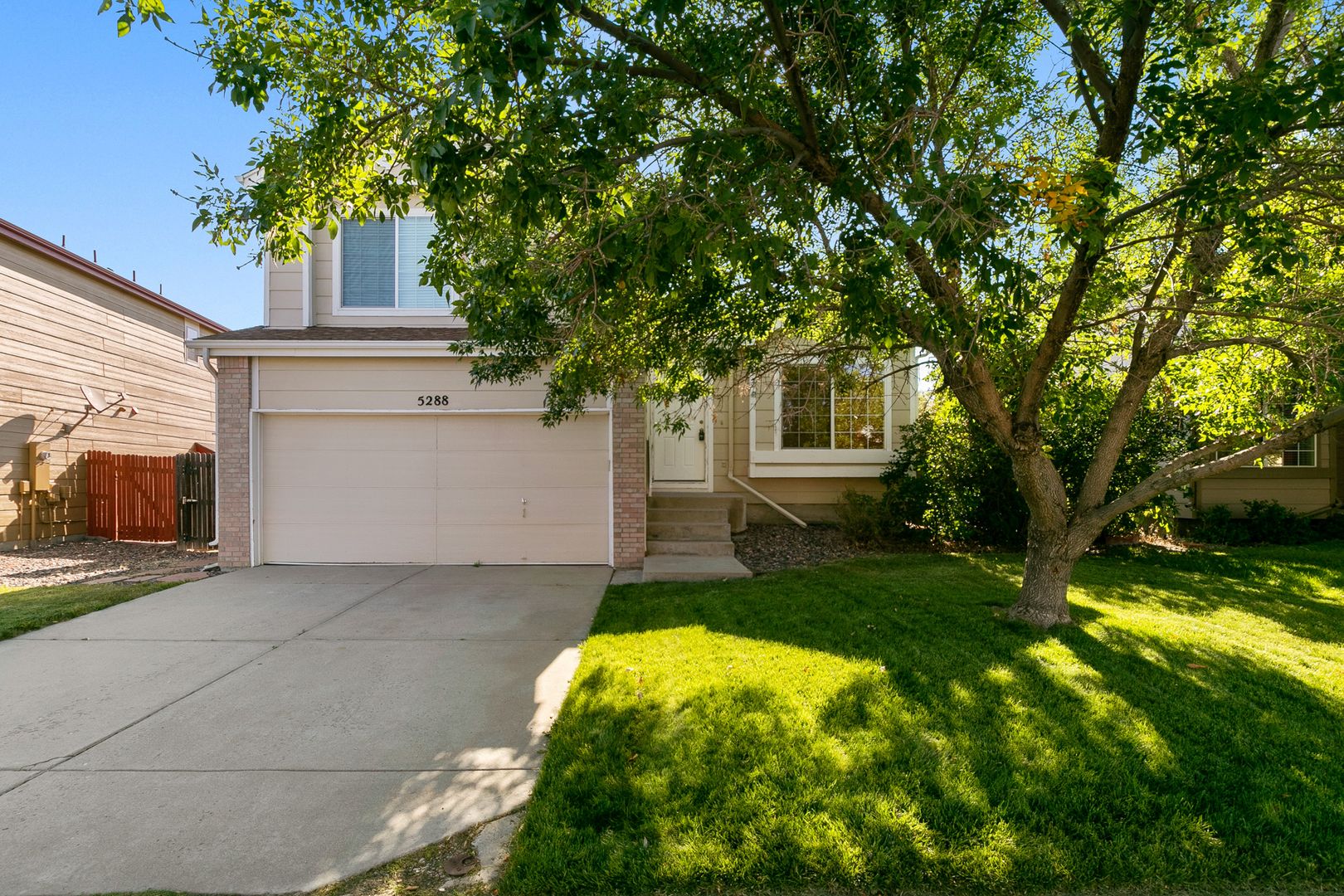 Centennial House: 5288 S Jericho Way