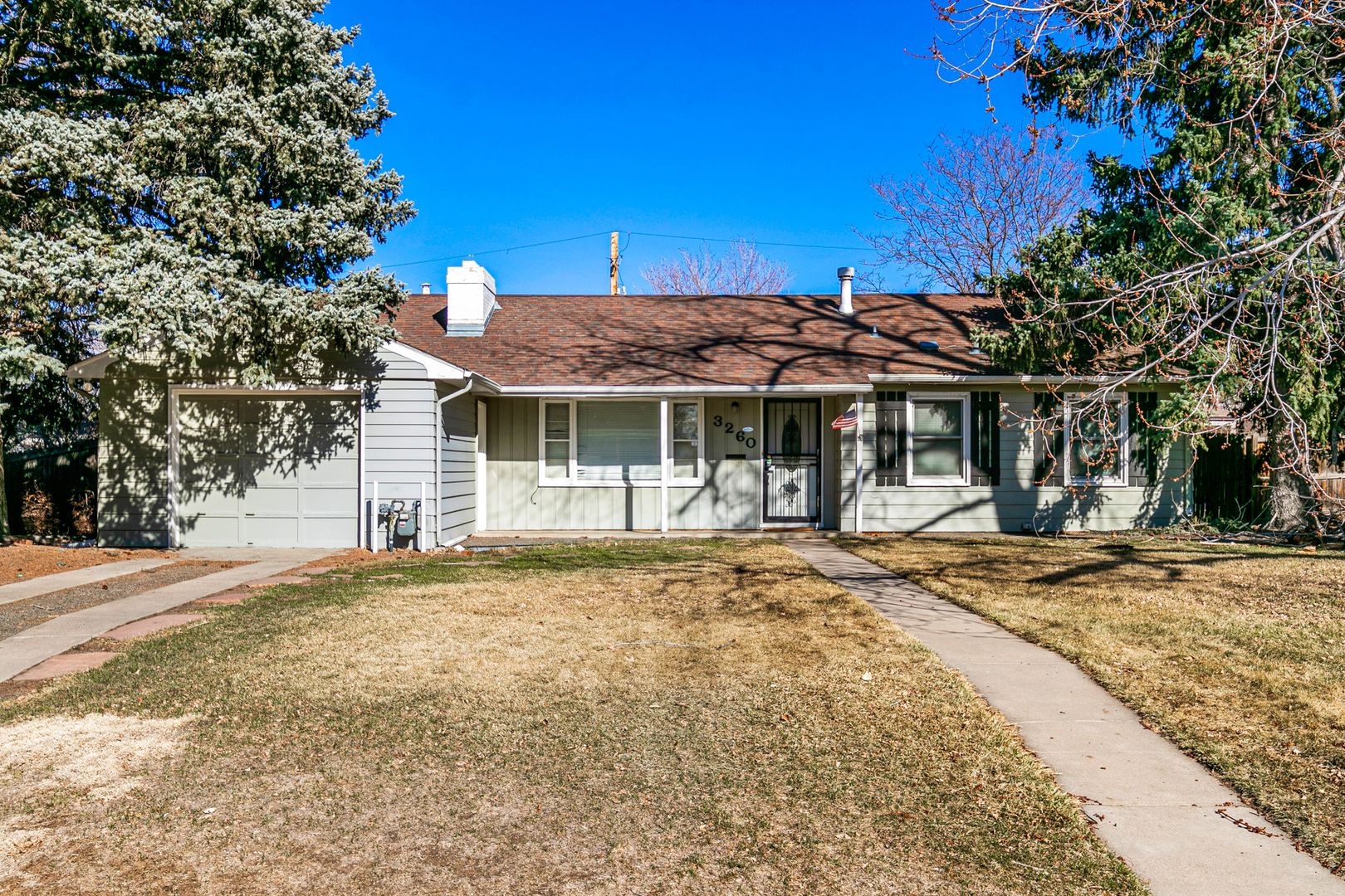 Denver House: 3260 S Bellaire St