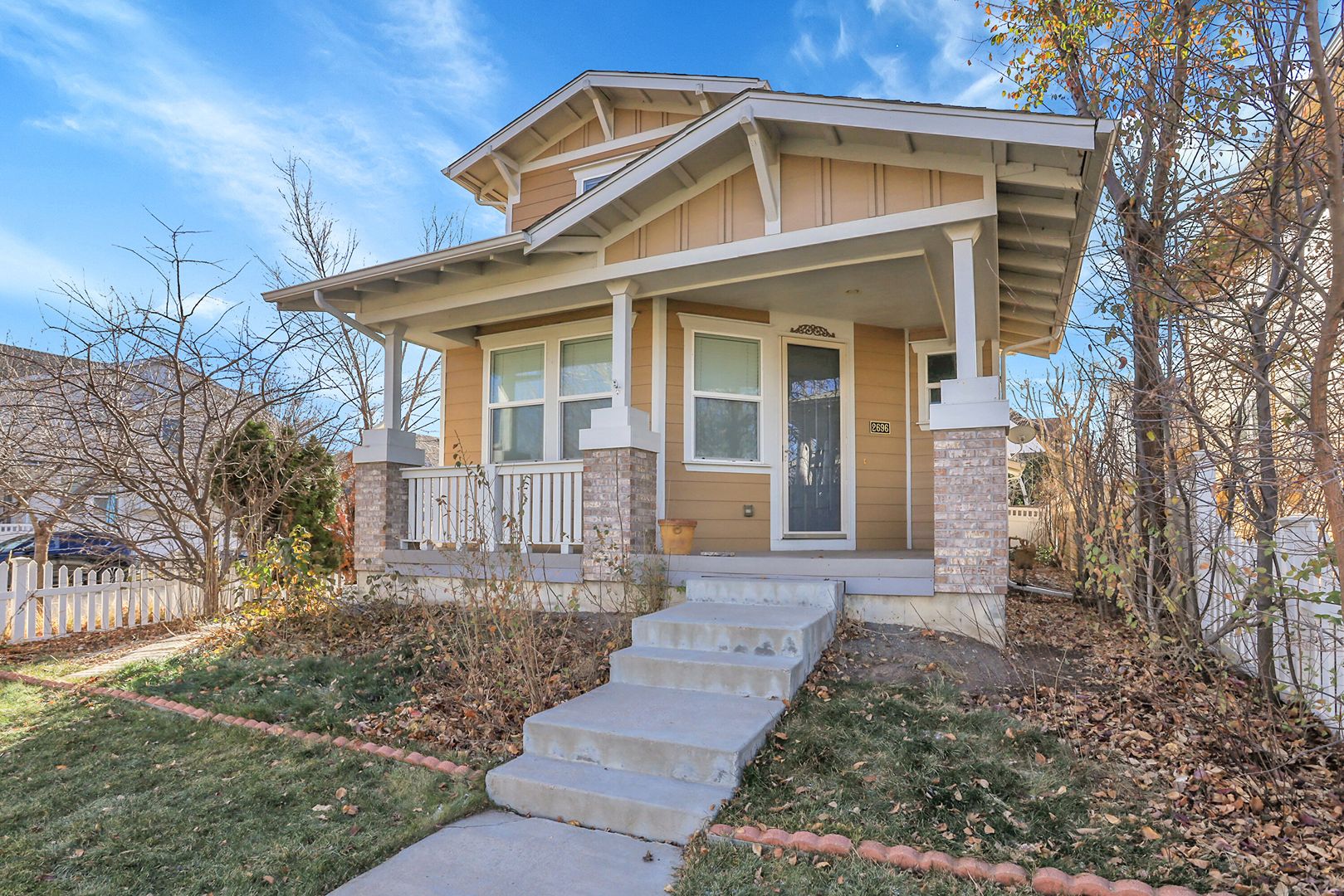 Denver House: 2696 Akron St