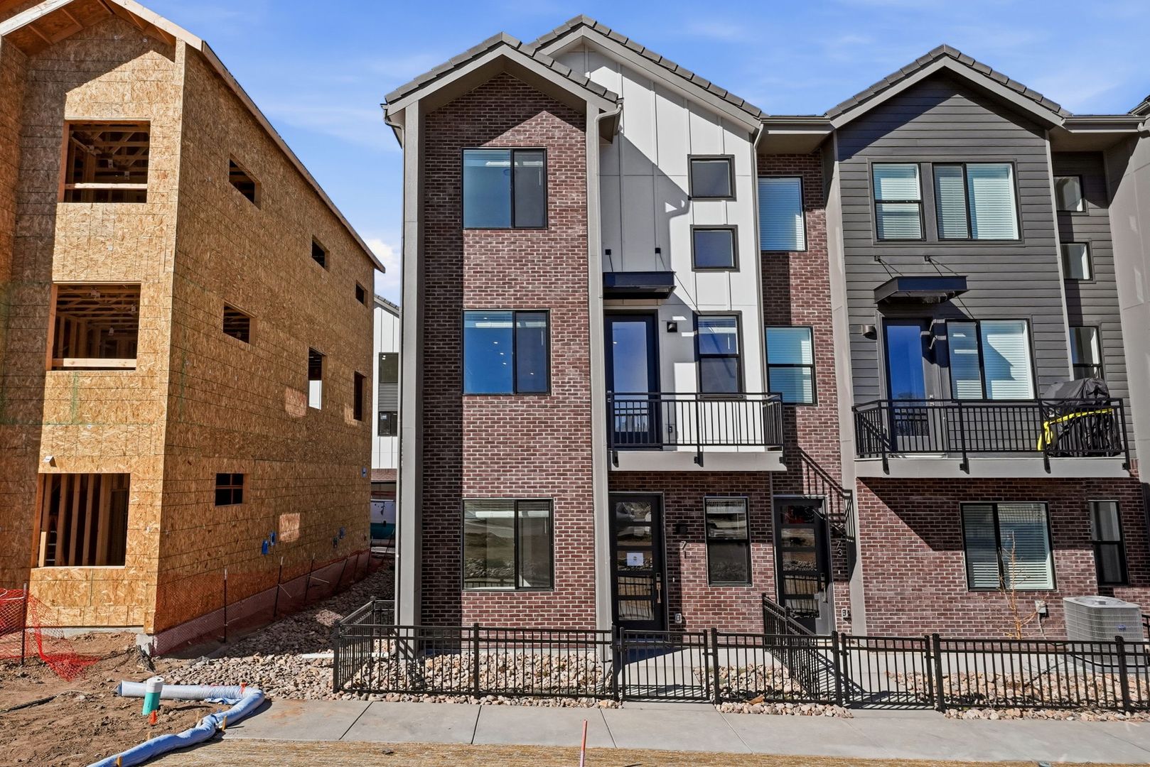 Englewood Townhome: 71 Ascent Trail